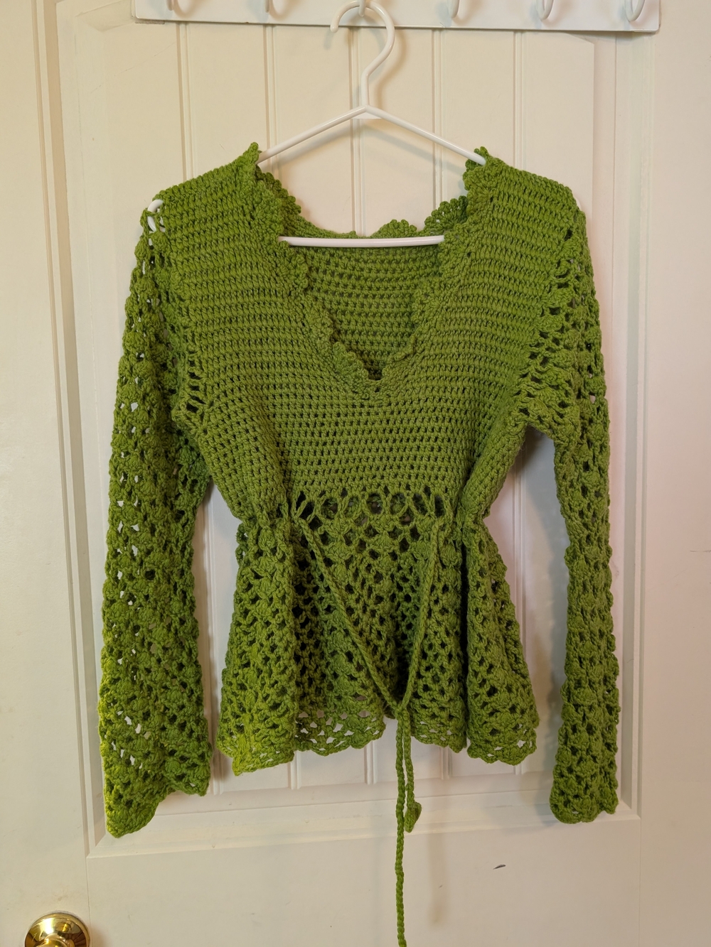 Women’s Green Crochet V-Neck Tie-Waist Sweater